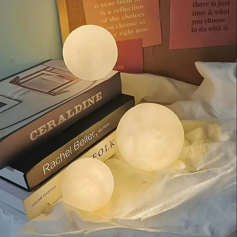 LunaGlow – Mini Moon LED Night Light