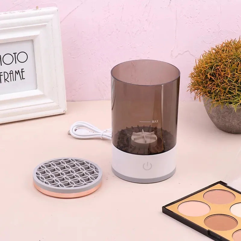 GlowClean – Automatic Electric Makeup Brush Cleaner for Effortless, Deep Cleaning